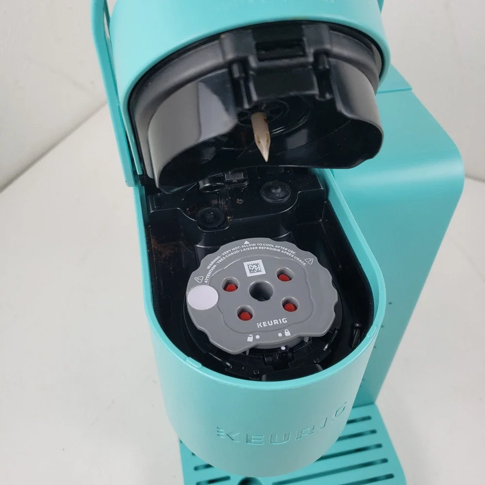 Keurig K-Express Essentials Single Serve K-Cup Pod Coffee Maker Turquoise K25